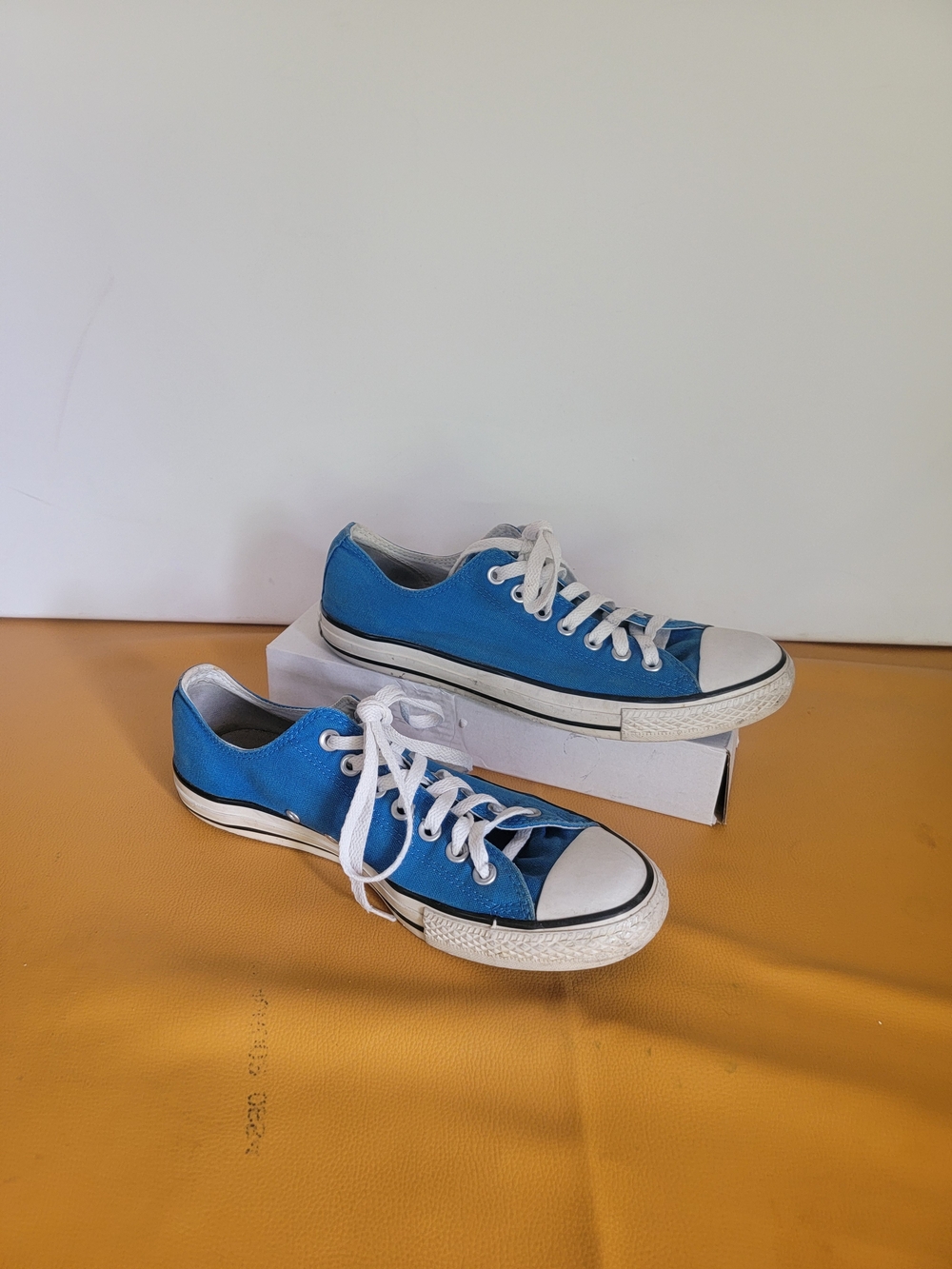 Classic Low-Top Converse Sneakers in Bright Blue